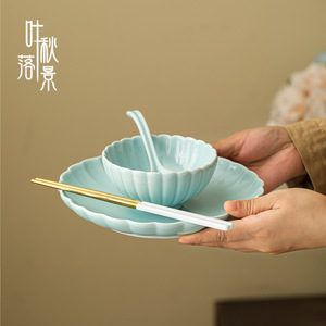 Ensemble de bols et d'assiettes en céramique gaufrée, forme de fleur, bleu clair, vaisselle de table pour usage quotidien - Product Image 2