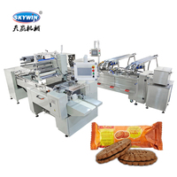Machine à sandwichs à la crème de biscuits Skywin, nouvelle conception, connectée à une machine d'emballage sur le bord pour la ligne de fabrication de biscuits
