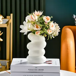 NISEVEN Hot Selling Nordic Style Kreative Blumen arrangement Behälter Tisch dekoration Kunststoff Spiral Blumenvase