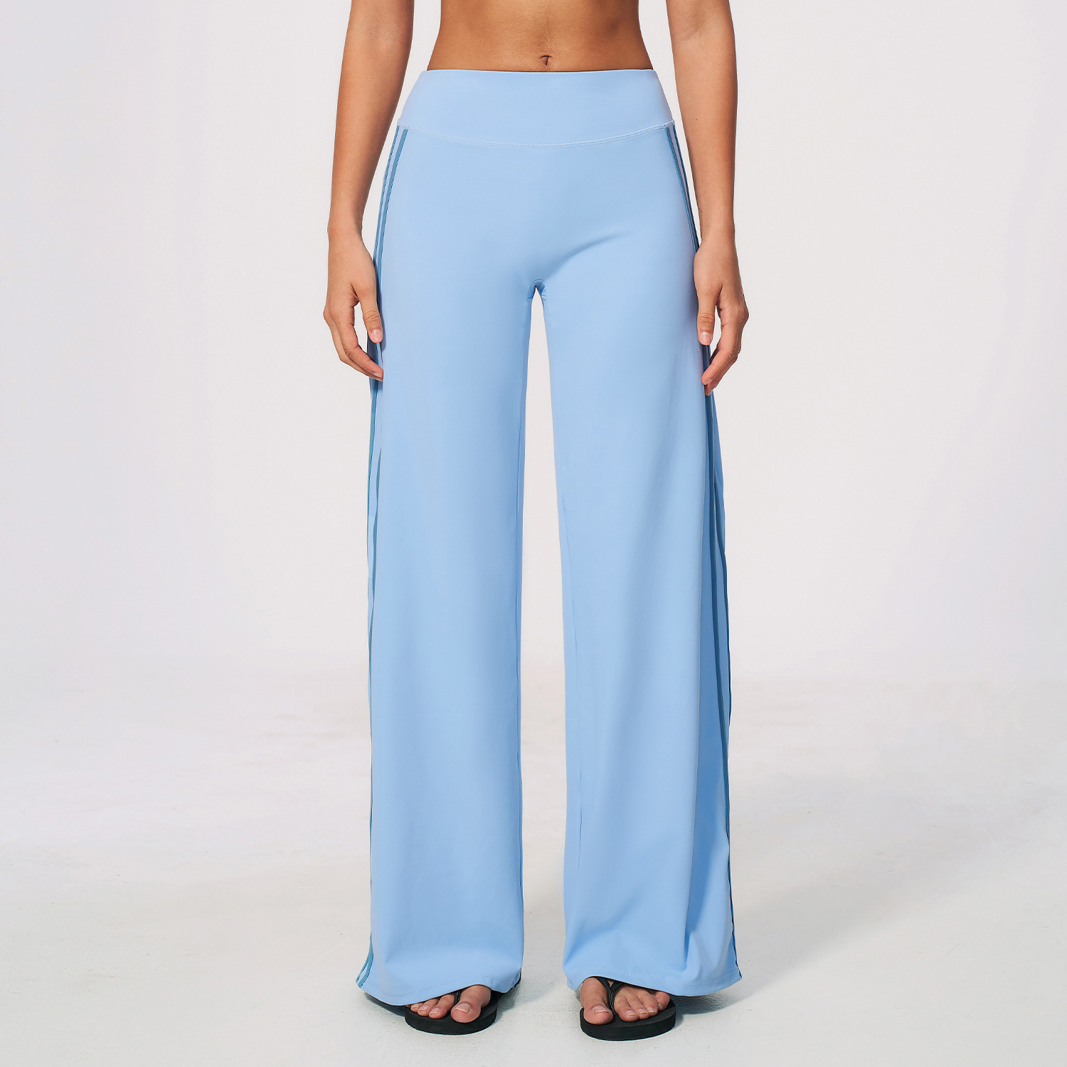 Light Bluepants