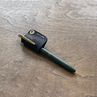 Lanière de cou en cuir PU porte-stylo Logo personnalisé étui à crayons suspendu pochette pour stylo de cou