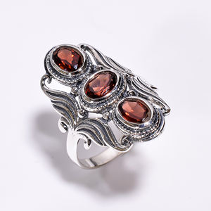 Natural garnet oval cut gemstone 925 sterling silver statement <b>ring</b> manufacturer silver gemstone jewelry antique 925 silver <b>ring</b> - Product Image 1