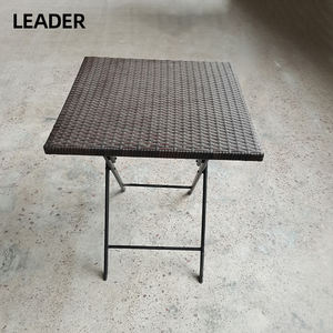 Fabricantes de calidad Diseño retro Ocio al aire libre Beber Mesa y sillas de ratán de plástico cuadrado plegable - Product Image 1