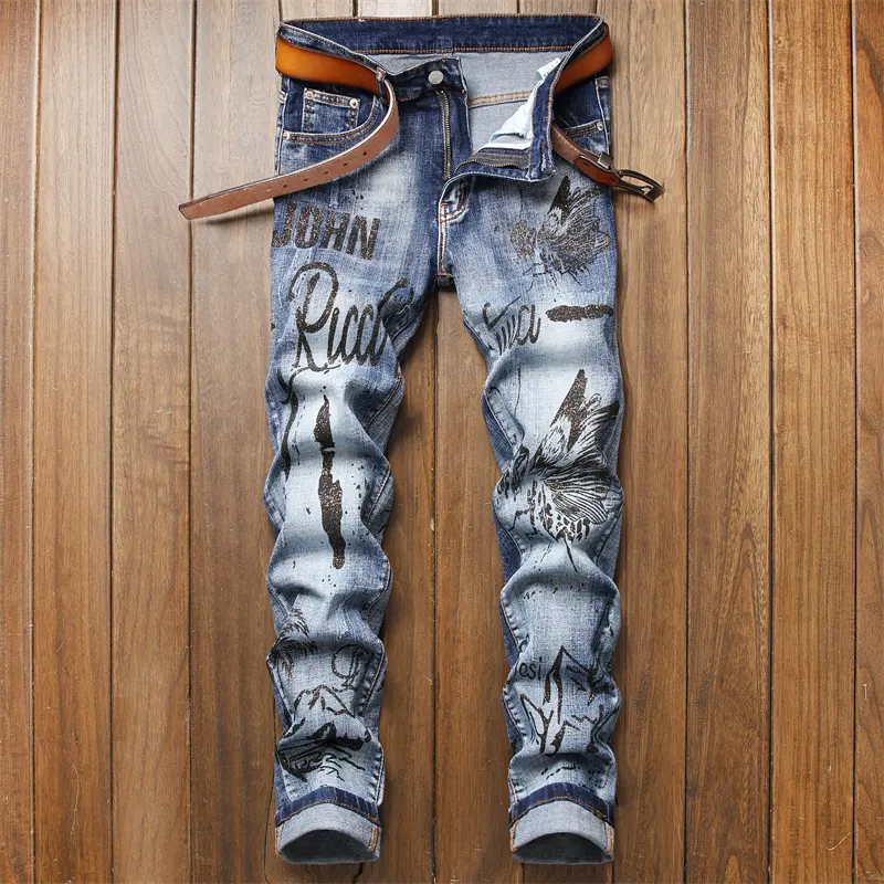 AIPA Fashion Denim Jeans für Männer Hellblaue Hosen hose mit Buchstaben und Schmetterling gedruckt