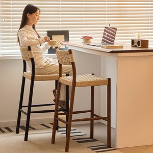 <span class=keywords><strong>Chaise</strong></span> nordique personnalisable, tabourets <span class=keywords><strong>de</strong></span> <span class=keywords><strong>bar</strong></span> en bois pour cuisine, chaises <span class=keywords><strong>de</strong></span> <span class=keywords><strong>bar</strong></span> hautes modernes en bois avec siège en corde, mobilier <span class=keywords><strong>de</strong></span> <span class=keywords><strong>bar</strong></span> - Product Image 1