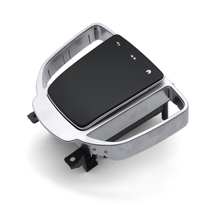 Cache de commande tactile pour souris de console centrale Mercedes-Benz Classe G 2019-2024 - Product Image 1