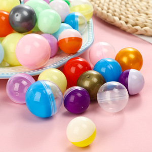 Capsules de jouets vides en plastique rondes, rechargeables, pour distributeur automatique de balles de loterie, vente en gros, nouveauté 2026, à partir de 14 ans - Product Image 3