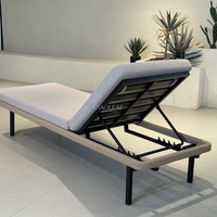 Chaise longue de piscine avec coussin et dossier réglable pour terrasse extérieure