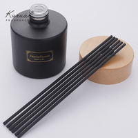 Diffuseur de roseaux moderne ODM 200ml avec bouteille en verre noir mat et bouchon en bois désodorisant pour maison chambre bureau ou hôtel