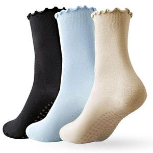 Échantillon Gratuit Chaussettes de Sport Antidérapantes en Coton de Haute Qualité avec Logo Personnalisé pour Danse, Ballet, Entraînement, Pilates et Yoga pour Femmes - Product Image 1
