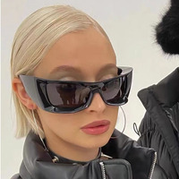 Lunettes de soleil Teenyoun tendance pour femmes, monture épaisse de créateur, forme concave, style œil de chat Y2K