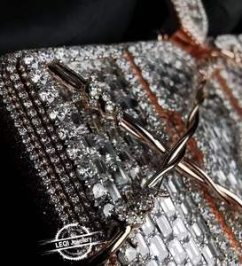 قلادة LEQI مخصصة من الذهب عيار 9-18 قيراط بتصميم شوكة - ألماس مختبري بقطع باجيت معتمد من IGI/GIA (مجوهرات فاخرة على طراز الهيب هوب) - Product Image 3