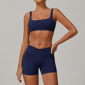 Ensemble de yoga 2 pièces respirant effet seconde peau avec short taille haute extensible dans les quatre sens, écologique, grandes tailles pour femme, idéal pour le sport et le fitness - Product Image 5