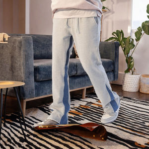 Pantalon de jogging décontracté évasé pour homme en tissu éponge, design patchwork à devant plat, logo personnalisé, taille élastique, coupe empilée - Product Image 3