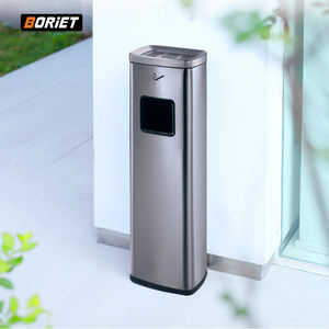 Cendrier rond sur pied BORIET Classic en acier inoxydable argenté sans fumée, certifié ISO9001, pour hall d'hôtel avec logo personnalisé - Product Image 4