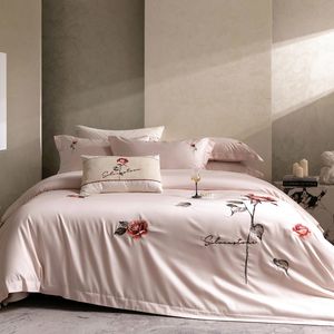 Juego de Cuatro Piezas de Algodón Puro de Fibra Larga, Bordado, Diseño Sólido, 600 Hilos, Estilo Europeo Americano, para Hospital y Hogar - Product Image 3