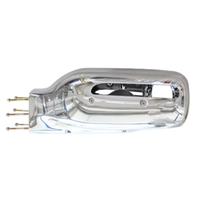 Profitez de la pleine puissance du soleil avec des phares Full LED ultra-brillants à l'arrière avec éclairage latéral chromé pour votre Peterbilt