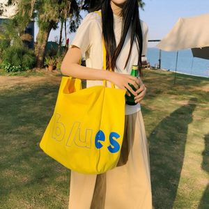 Sacs fourre-tout en toile portables pour femmes avec fermeture éclair, logo personnalisé, couleur unie - Utilisation été/automne/printemps - Product Image 3