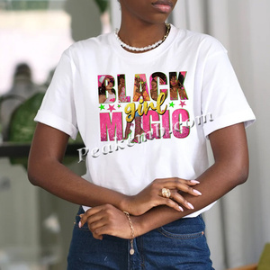 卸売印刷DTFブラックガールマジック熱伝達デザイン女性用ピンクTシャツ - Product Image 3