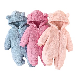 Mono de bebé de felpa tejida cálido para invierno con cremallera fácil de poner, diseño con capucha adorable, ODM, múltiples colores a elegir - Product Image 1