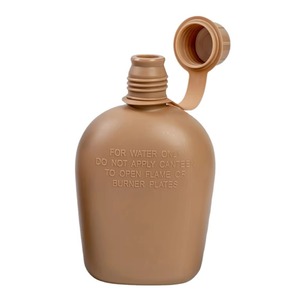 Botella de agua original de fábrica para acampar al aire libre, cantimplora táctica, juego de botellas de agua, a la moda. - Product Image 1