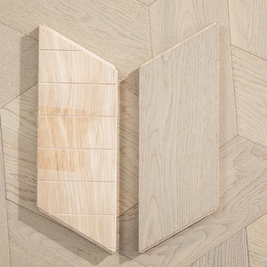 Plancher en bois massif en chêne brossé teinté blanc, multicouche, composite, motif hexagonal personnalisé, parquet modulaire, chevron - Product Image 2
