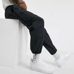 OEM toptan spor giyim Polyester naylon siyah Jogger taktik rüzgarlık eşofman altları özel Logo teknoloji dokuma erkek kargo pantolon - Product Image 5