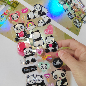 Vente en gros d'autocollants en résine transparents holographiques 5D Kawaii Panda Cartoon pour cadeau - Product Image 4