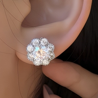 925 Sterling Silber Moissanit Blumenform Platin Versilberte Ohrstecker Damen Hochzeit Party Schmuck Moissanit Maßanfertigung