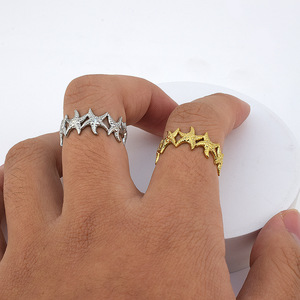 Bague unisexe en acier inoxydable motif étoile de mer, design de niche style vacances océaniques 2026, luxe léger, bijoux de mode, vente en gros - Product Image 1