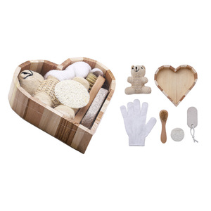 Ensemble de bain en bois en forme de cœur avec brosse, gant, éponge, jouet ours, kit de bain écologique pour spa et usage domestique - Product Image 1