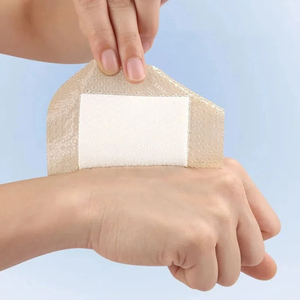 Su geçirmez yapıştırıcı silikon köpük yara yatak yaraları basınç ülserler sınırlanmış ped yara bakımı için sınır ile pansuman - Product Image 4