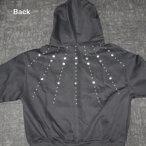 Sudadera con Capucha Negra para Hombre, con Cierre y Detalles de Pedrería, Estilo Vintage, de Alta Calidad, para Otoño - Product Image 3