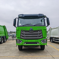 Camion compacteur de déchets Sinotruk HOWO 6x4 à transmission manuelle, moteur diesel, chargement arrière, pour l'assainissement municipal