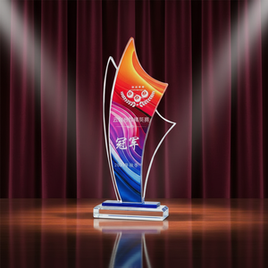 كأس كريستال قزحي الألوان قابل للتخصيص مع طباعة بالأشعة فوق البنفسجية ونقش، صديق للبيئة، متوفر بكميات كبيرة، بيع مباشر من المصنع - Product Image 3