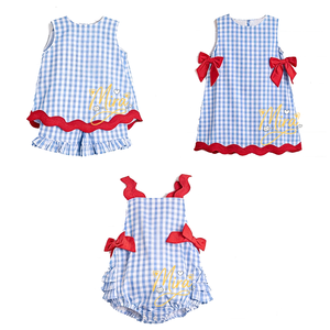 Ropa Infantil: Pelele Vintage Azul a Cuadros Vichy para Niña, Conjunto a Juego con Volantes y Ribete Festoneado, Pelele de Bebé a Cuadros con Lazo Rojo, Vestido de Verano - Product Image 2