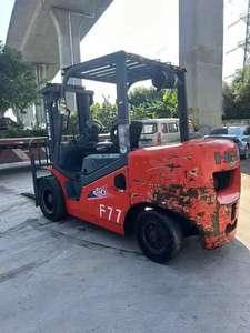 Montacargas Diésel Usado Heli de 5 Toneladas |   Tracción Delantera |   Neumáticos de Poliuretano para Mástiles de Una Sola Etapa |   Longitud de Horquilla de 1070 mm |   Distancia entre ejes de 3200 mm |   Bajo - Product Image 3