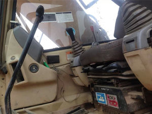 Excavadora de cadenas Caterpillar usada para 320B/320BL/320CL, 20 toneladas, motor Cummins, con excavadora de construcción original - Product Image 5