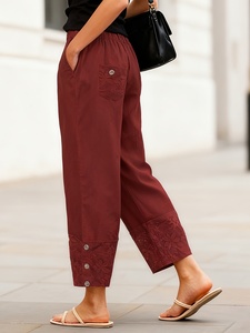 Comodi <span class=keywords><strong>pantaloni</strong></span> floreali da donna <span class=keywords><strong>con</strong></span> <span class=keywords><strong>elastico</strong></span> <span class=keywords><strong>in</strong></span> <span class=keywords><strong>vita</strong></span> e dettagli ricamati, perfetti per l'abbigliamento estivo - Product Image 2