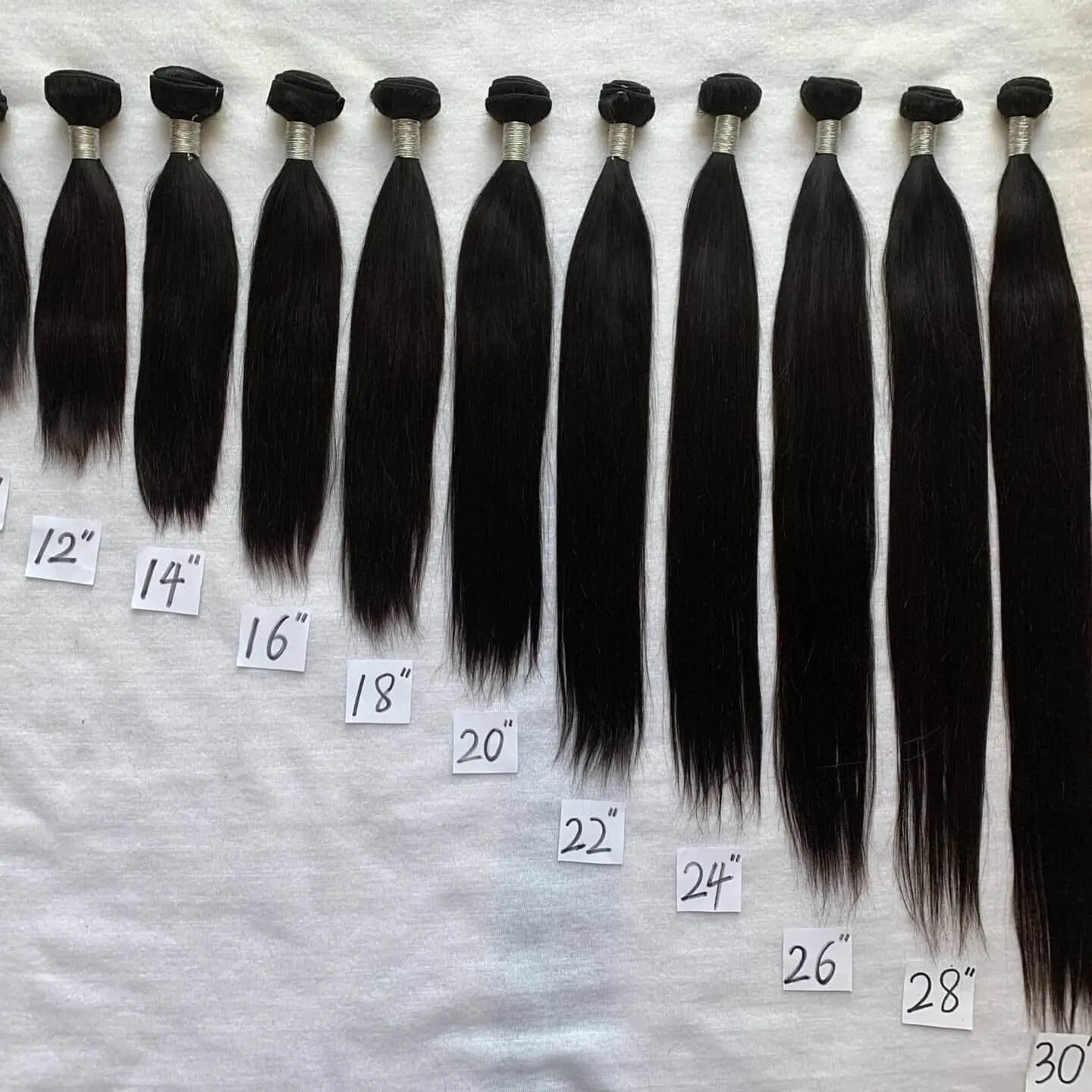 Fascio di capelli cambogiani grezzi non trattati, capelli umani brasiliani di visone capelli allineati con cuticole vergini, fornitori di capelli umani di fasci