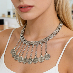 Collier ras du cou bohème vintage avec pendentif pièce plaqué argent pour femme - Product Image 1