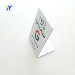 Carte de visite numérique programmable en PVC, plastique, acrylique, <span class=keywords><strong>Facebook</strong></span>, Tiktok, médias sociaux, commentaires Google, support NFC - Product Image 1