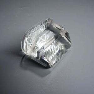 BO-GLASS Fabricante Personalizado de Alta Precisão Óptica BK7 BOROSILICATE Prisma Triangular AR Revestimento Clear Runway Lights 3-Year - Product Image 4