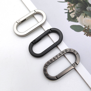 Muti-màu sắc hình chữ U Carabiner tùy chỉnh khắc laser logo kim loại hình bầu dục mùa xuân vòng chìa khóa Snap <span class=keywords><strong>Hooks</strong></span> cho túi ví - Product Image 1