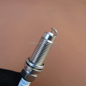 Candela di Accensione 59B per Motore Honda 1.5T, OEM: 12290-59B-003, Numero ILZKAR8H8S, per Honda Civic Accord - Product Image 2