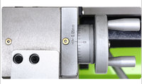 Tour à métaux de table NU260V 700 mm, 750 W, manuel, portée de tournage 260 mm, pour usage en atelier de tournage de métaux