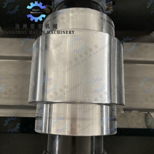 Máquina de Perfilado de Rollos para Soportes de Estantes, de Alta Resistencia, Automática, Controlada por PLC, con Caja de Cambios y Motor - Product Image 4