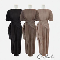 Robe-châle Vintage Simple et Sophistiquée pour Femme, Nouvelle Collection Été 2026, Design Plissé, Texture Premium, Taille Haute, Coupe Ample Longue