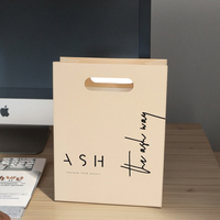 Emballage en papier de luxe personnalisé pour chaussures, stratification mate, sac en carton à provisions pour habillement avec logo personnalisé, ruban, bougie