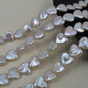 Collier de perles de culture d'eau douce naturelles, forme baroque en cœur, blanches, 11-12 mm, semi-finies - Product Image 1